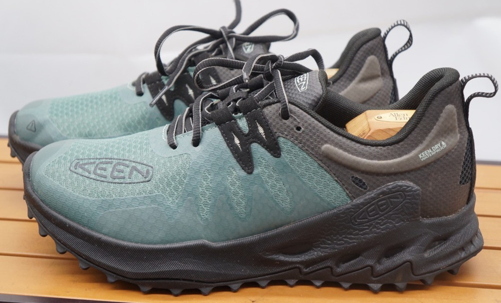Keen Zionic Waterproof Hiking Outdoor Shoes 9 Green Black Lace Up Trail Men’s
